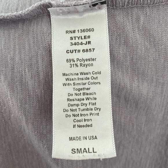 Revolve Project Social T: Utah tee in earl grey color - Picture 10 of 11